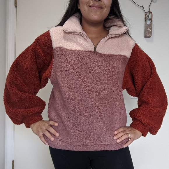 universal thread sherpa sweatshirt